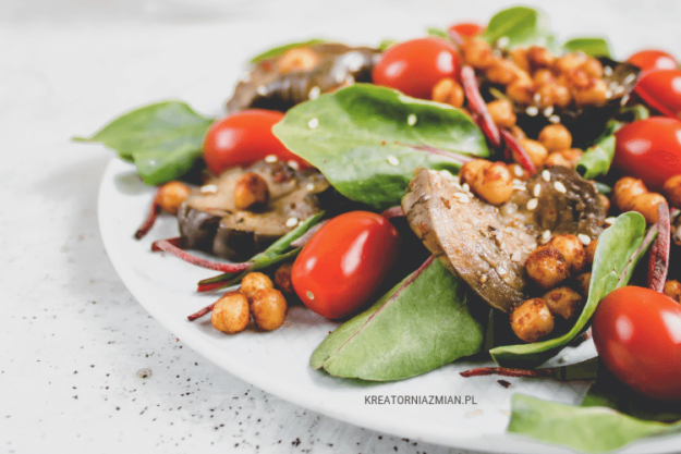 Salatka z burakiem i baklazanem Salatka z burakiem i baklazanem