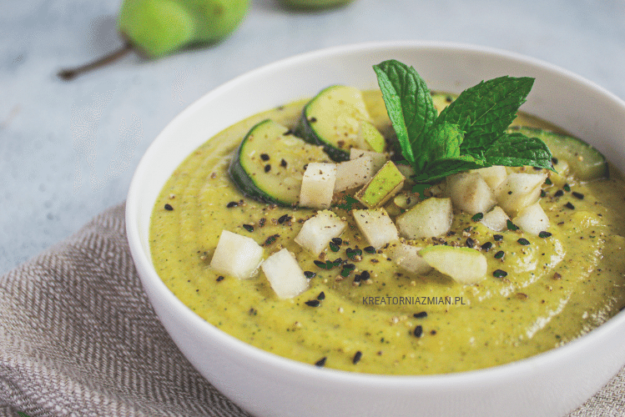 krem z cukinii z gruszką